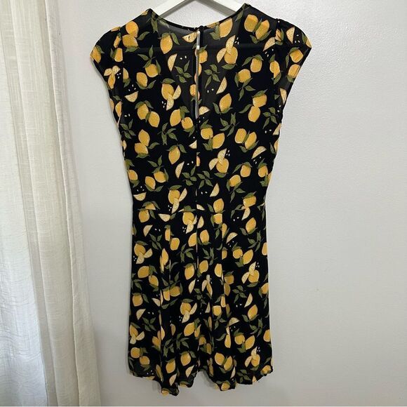 Reformation Deven Dress in Lemon Print - Picture 6 of 7